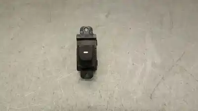 Peça sobressalente para automóvel em segunda mão botão / interruptor elevador vidro dianteiro direito por hyundai i10 1.0 cat referências oem iam 71122b4000