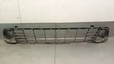 Автозапчастина б/у центральна решіта бампера для DACIA LODGY 1.5 dCi Diesel FAP CAT Посилання на OEM IAM 622547994R  622547994R