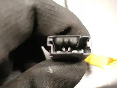 Автозапчастина б/у правий натяжач подушки безпеки для opel meriva b 1.3 16v cdti посилання на oem iam 13250517  39050200