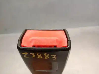 Автозапчасти б/у крюк для ремня передний правый за volkswagen passat b6 variant (3c5) 2.0 tdi ссылки oem iam 1k3857755p  1k3857755agylz