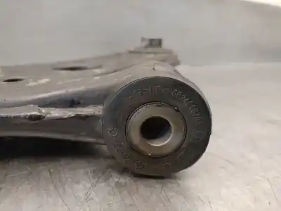 Peça sobressalente para automóvel em segunda mão braço de suspensão inferior dianteiro direito por jeep compass (mp, m6, mv, m7) 1.4 multiair referências oem iam p68318010ad  68318010ad