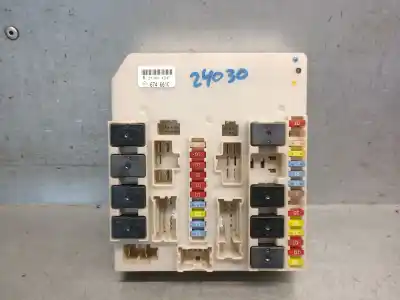 Piesă de schimb auto la mâna a doua PANOU SIGURANȚE pentru RENAULT CLIO III  Referințe OEM IAM 674661C  