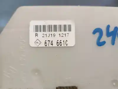Pezzo di ricambio per auto di seconda mano scatola relè/fusibili per renault clio iii 1.5 dci diesel cat riferimenti oem iam 674661c  