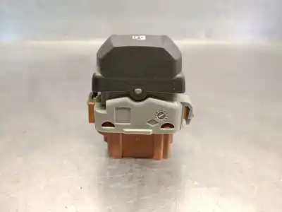 Автозапчасти б/у выключатель переднего правого окна за renault clio iii 1.5 dci diesel cat ссылки oem iam 8200214936 28082 valeo 8200214936