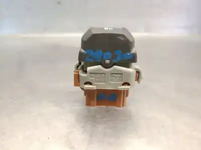 Автозапчасти б/у выключатель переднего правого окна за renault clio iii 1.5 dci diesel cat ссылки oem iam 8200214936 28082 valeo 8200214936