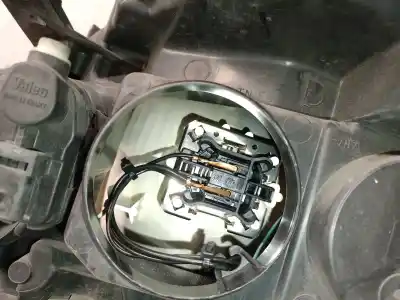 Second-hand car spare part right headlight for renault clio iii 1.5 dci diesel oem iam references 7701072005  7701066403