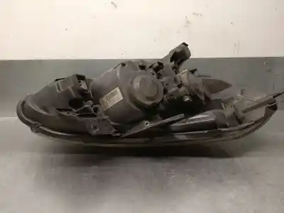 Second-hand car spare part left headlight for renault clio iii 1.5 dci diesel oem iam references 7701072004  7701070489