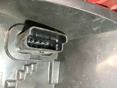 Second-hand car spare part right tailgate light for renault clio iii 1.5 dci diesel oem iam references 8200886946  8200886946