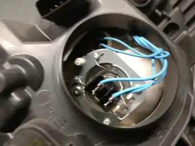 Автозапчастина б/у права фа для renault clio iii 1.5 dci diesel cat посилання на oem iam 8200459823  8200459823