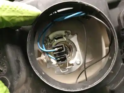 Автозапчастина б/у права фа для renault clio iii 1.5 dci diesel cat посилання на oem iam 8200459823  8200459823