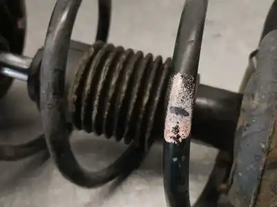 Автозапчасти б/у амортизатор передний правый за renault clio iii 1.5 dci diesel cat ссылки oem iam 8200676026 03071000609 kyb 8200676026