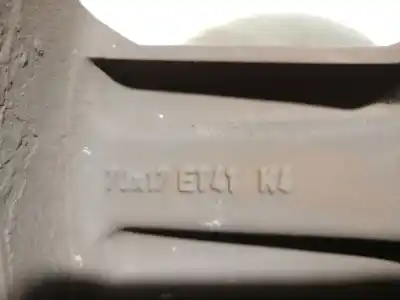 Автозапчастина б/у шина для opel vectra c (z02) 3.0 cdti (f69) посилання на oem iam 13167534  r177jx17et41