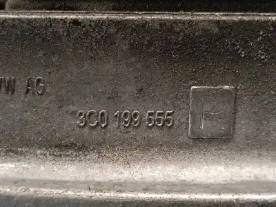 Автозапчастина б/у опора двигуна ліва для volkswagen passat b6 variant (3c5) 2.0 tdi посилання на oem iam 3c0199555r  3c0199555r