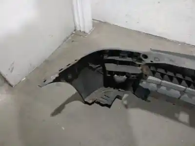 Pezzo di ricambio per auto di seconda mano paraurti anteriore per renault clio ii fase ii (b/cb0) 1.2 16v riferimenti oem iam 7701476554  7701476554
