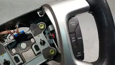 Peça sobressalente para automóvel em segunda mão volante por chevrolet captiva 2.0 diesel cat referências oem iam 20838893  20838893