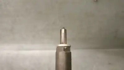 Peça sobressalente para automóvel em segunda mão injetor por toyota corolla (_e12_) 1.4 d (nde120_) referências oem iam 2367033040 0445110221 bosch 2367039105