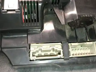 Автозапчасти б/у климат-контроль за audi q7 (4l) 3.0 tdi ссылки oem iam 4l0820043e  4l0820043e