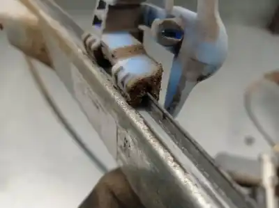 Second-hand car spare part driver left window regulator for citroen c2 (jm_) 1.4 oem iam references 9641241380  9221x3