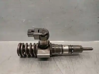 Автозапчасти б/у инжектор за VOLKSWAGEN PASSAT B6 VARIANT (3C5) 2.0 TDI ссылки OEM IAM 03G130073T  