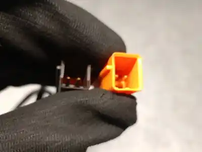 Автозапчасти б/у натяжитель левой подушки безопасности за ford focus c-max (cap) 1.6 tdci cat ссылки oem iam 270102a  1351513