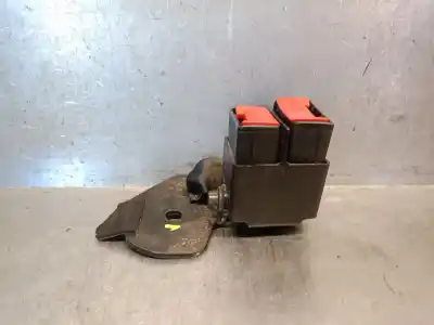 Автозапчастина б/у задній правий гачок для RENAULT CLIO II FASE II (B/CB0) 1.2 16V Посилання на OEM IAM 8200231793  8200231793