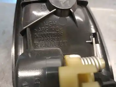 Автозапчастина б/у ліва передня внутрішня ручка для renault clio ii fase ii (b/cb0) 1.2 16v посилання на oem iam 8200641924  8200641924