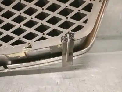 Автозапчастина б/у передня решіта для ford focus c-max (cap) 1.6 tdci cat посилання на oem iam 3m51r8138  1371893