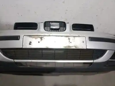 Second-hand car spare part front bumper for seat leon (1m1) 1.9 tdi oem iam references 1m0807217am  1m0807217am