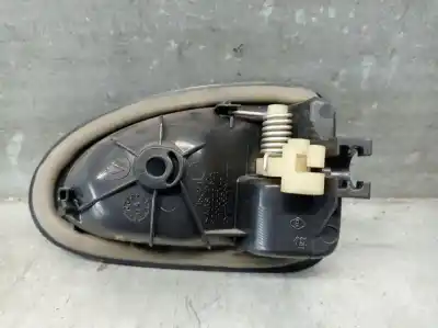 Автозапчасти б/у левая передняя внутренняя ручка за renault clio ii fase ii (b/cb0) 1.5 dci diesel 65 cv / 48 kw ссылки oem iam 8200028994 99035201 8200641125