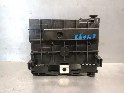 Second-hand car spare part fuse box unit for peugeot 307 break / sw (s1) 1.6 hdi oem iam references 9661087080  