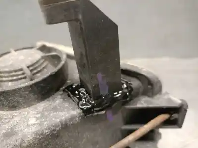 İkinci el araba yedek parçası sag sis lambasi için opel corsa 3 c 1.3 cdti 70ch manual oem iam referansları 13118671  1710375