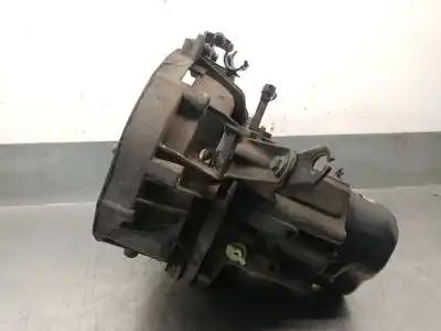 Second-hand car spare part gearbox for renault clio ii fase ii (b/cb0) 1.5 dci diesel 65 cv / 48 kw oem iam references jb3980 s367090 7701723228