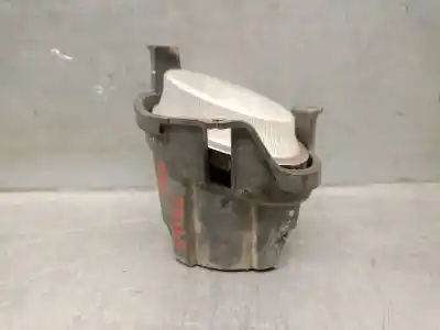 Автозапчастина б/у правий протитуман для ssangyong rodius i 2.7 xdi 4wd посилання на oem iam 8320221000  8320221000