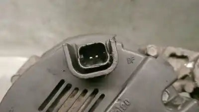 Second-hand car spare part alternator for renault clio ii fase ii (b/cb0) 1.5 dci diesel 65 cv / 48 kw oem iam references 8200022774 2542470g valeo 7701477001