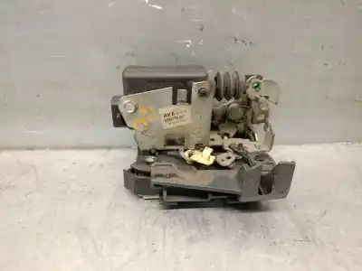 Second-hand car spare part left front door lock for dacia sandero 1.6 mpi 85 (bs03) oem iam references 8200735227