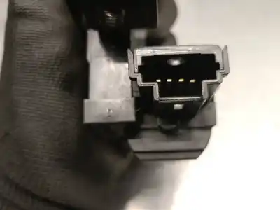 Автозапчасти б/у замок багажника/ворот за nissan qashqai / qashqai +2 i (j10, nj10, jj10e) 2.0 dci ссылки oem iam 90502av70b  90502av70b