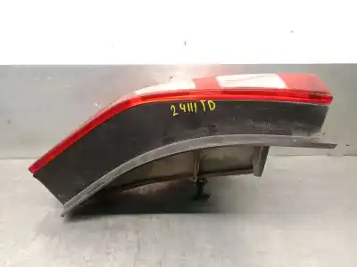 Автозапчастина б/у правий ліхтар для dacia sandero 1.6 mpi 85 (bs03) посилання на oem iam 8200734824  