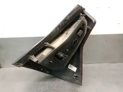 Second-hand car spare part left tailgate light for dacia sandero 1.6 mpi 85 (bs03) oem iam references 8200734825  