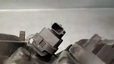 Second-hand car spare part right headlight for renault clio iii 1.5 dci diesel oem iam references 260100203  260100203r