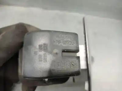 Pezzo di ricambio per auto di seconda mano tappo esterno del carburante per opel corsa 3 c 1.3 cdti 70ch manual riferimenti oem iam 036806 468435664 