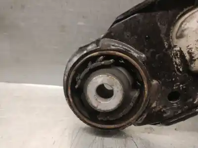 Peça sobressalente para automóvel em segunda mão braço de suspensão inferior esquerdo dianteiro por opel corsa 3 c 1.3 cdti 70ch manual referências oem iam 352061  352061