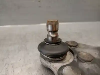 Peça sobressalente para automóvel em segunda mão braço de suspensão inferior dianteiro direito por opel corsa 3 c 1.3 cdti 70ch manual referências oem iam 352063  352063