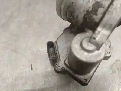 Pièce détachée automobile d'occasion boitier de papillon pour ssangyong rodius i 2.7 xdi références oem iam a6651410225 5wy9170b siemens vdo 6651410225