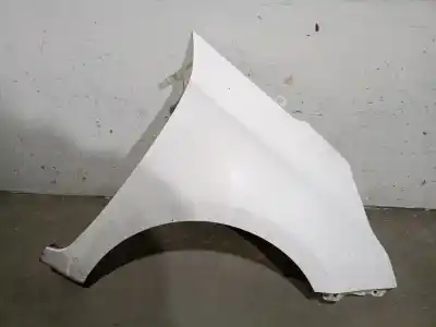 Peça sobressalente para automóvel em segunda mão guarda-lamas dianteiro direito por kia carens iv 1.7 crdi referências oem iam 66321a4000