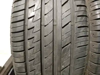 Peça sobressalente para automóvel em segunda mão pneu por opel corsa 3 c 1.3 cdti 70ch manual referências oem iam 19550r1582t  