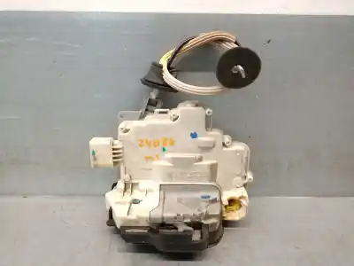 Second-hand car spare part left front door lock for audi a6 berlina (4f2) 2.7 tdi oem iam references 4f1837015