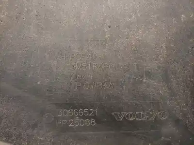 Pezzo di ricambio per auto di seconda mano copertura skid per ford focus c-max (cap) 1.6 tdci cat riferimenti oem iam 3m51r6p013ct 30666521 1682362