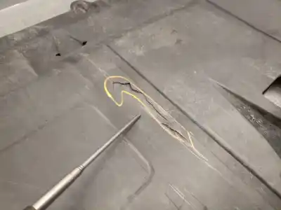 Pezzo di ricambio per auto di seconda mano copertura skid per ford focus c-max (cap) 1.6 tdci cat riferimenti oem iam 3m51r6p013ct 30666521 1682362