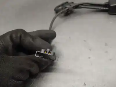 Автозапчасти б/у левый передний крюк ремня за seat exeo (3r2) 1.6 ссылки oem iam 3r0857755  3r0857755a