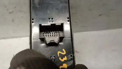 Автозапчасти б/у выключатель левого переднего окна за opel antara a (l07) 2.2 cdti ссылки oem iam 20968462  4818479